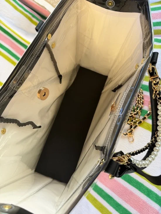 CHANEL Shopping Gift Bag Tote Pearl Camellia Charms Crossbody Shoulder Chain - Picture 4 of 7